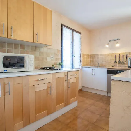 Appartement Il Etait Fois-2 By Interhome